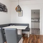Haus Godewind 5 Mit Balkon Und Strandkorb * Binz