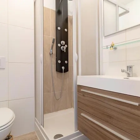 Lejlighed Haus Godewind 5 Mit Balkon Und Strandkorb