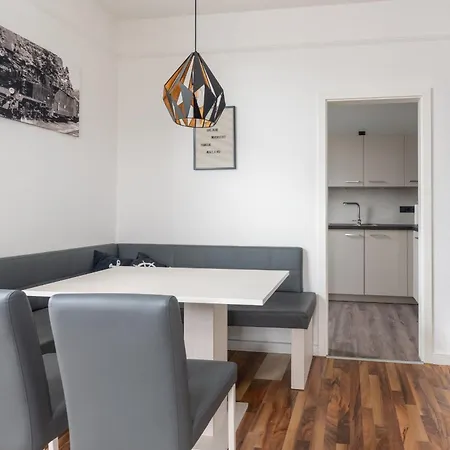 Haus Godewind 5 Mit Balkon Und Strandkorb * Binz
